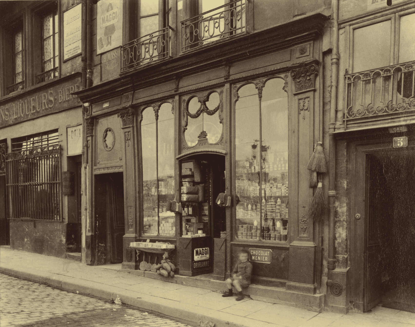 Le 3 quai Bourbon par Eugène Atget vers 1900